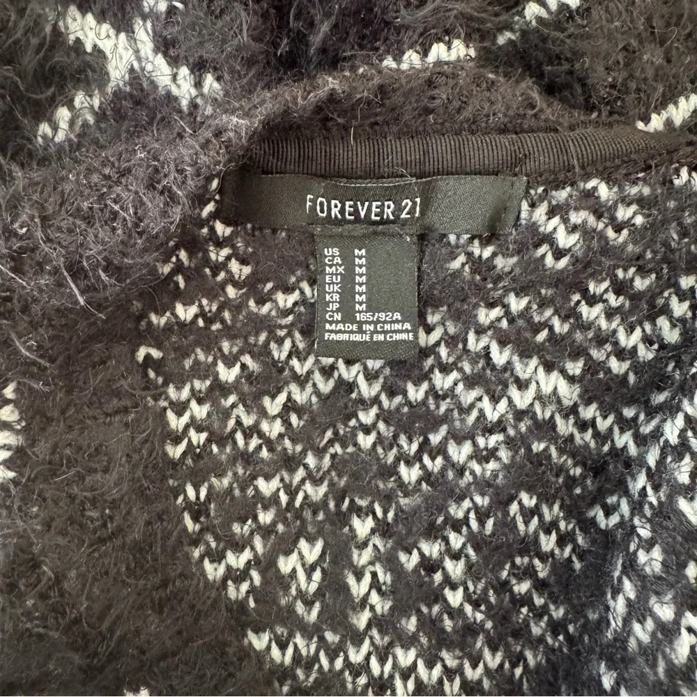 F21 black fuzzy oversized crew neck sweater - Picture 5 of 6